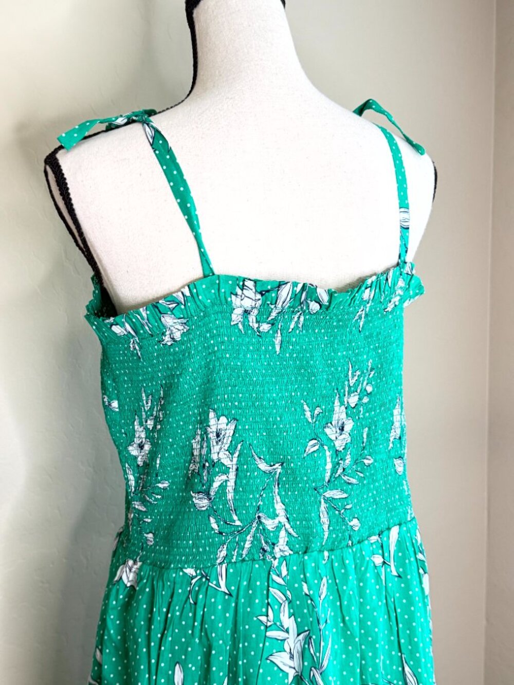 Draper James Smocked Floral Green Sundress Size XL NWT - Picture 8 of 9